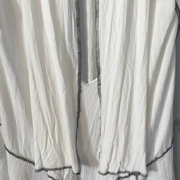 POL White Sleeveless Deconstructed Tunic Top Exposed Stitching Sharkbite L - Picture 9 of 11